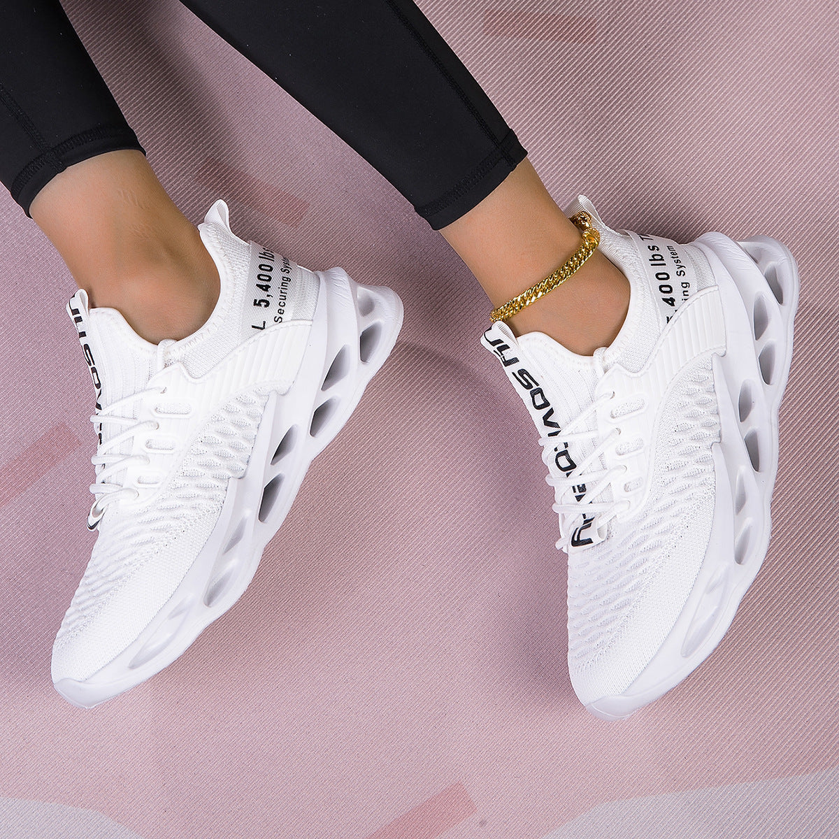 Leichte Damenschuhe mit weicher Sohle